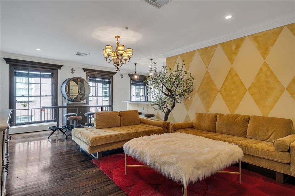 Condo in New Orleans, Louisiana, United States 2 - 17336987