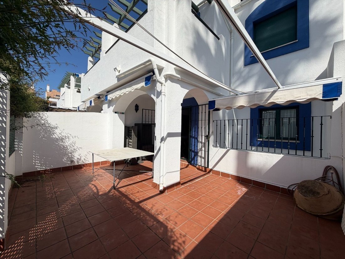 Townhouse en San Pedro Alcántara, Andalucía, España 4 - 17337527