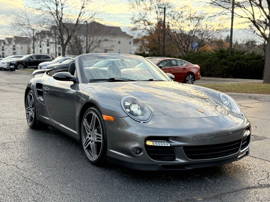 Cabriolet in Lake Villa, IL, United States 5 - 16889399