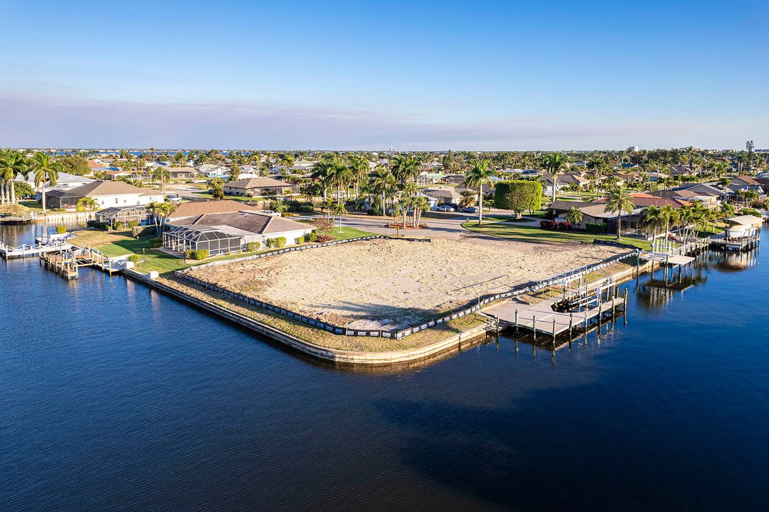 Terreno a Cape Coral, Florida, Stati Uniti 1 - 17337292