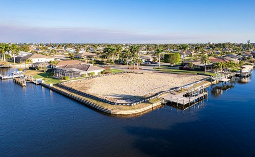 Land in Cape Coral, Florida, United States 1