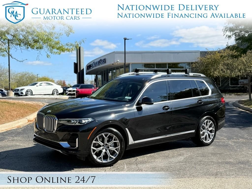 Suv in Lake Villa, IL, United States 1 - 16889302