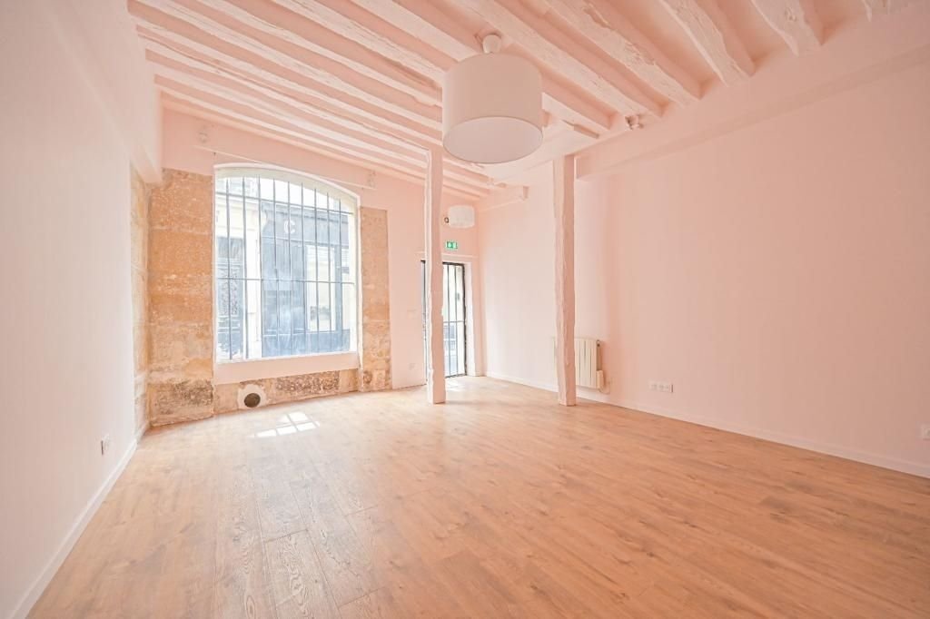 Apartment in Enfants Rouges, Paris 3e Arrondissement, Paris 2 - 17337133