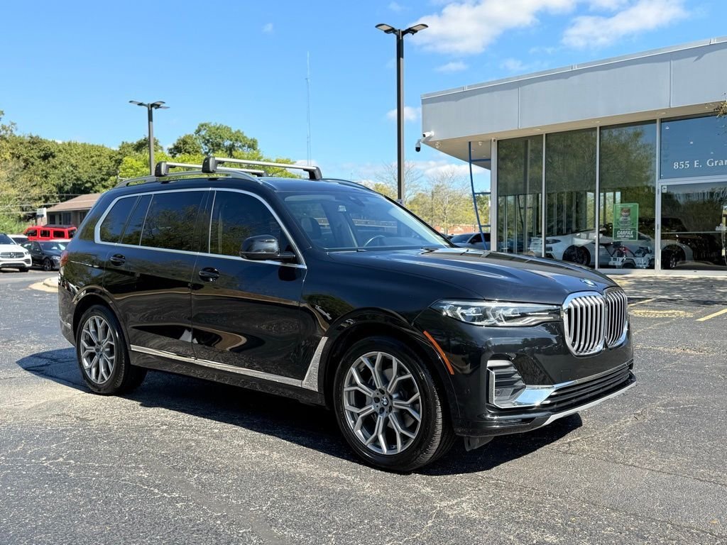Suv in Lake Villa, IL, United States 5 - 16889302