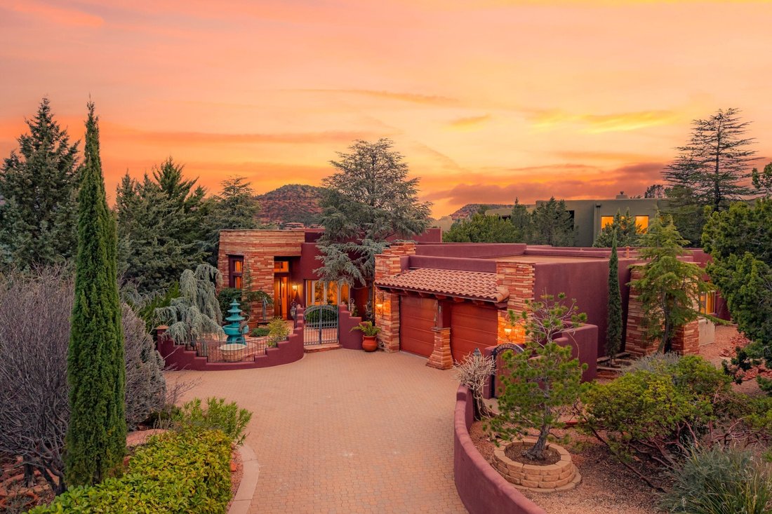 Sedona, Arizona, United States 1 - 17337970