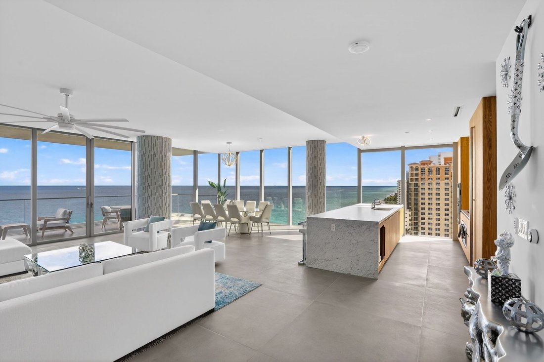 Condo in Hallandale Beach, Florida, United States 2 - 17337652
