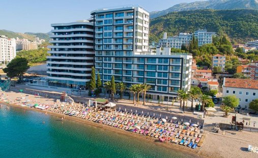 Appartamento a Bečići, Budua, Montenegro 1