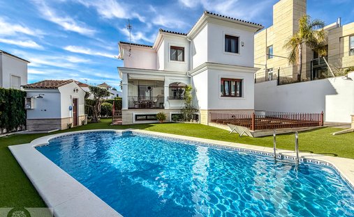 Villa in Islantilla, Andalusia, Spagna 1