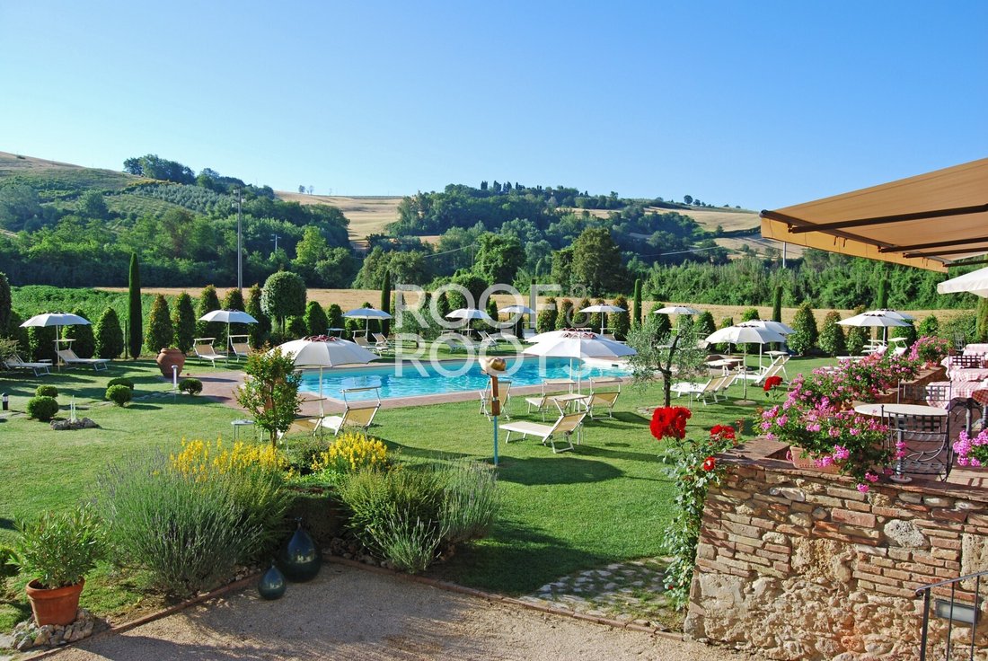 Villa in Rapolano Terme, Tuscany, Italy 3 - 17338167