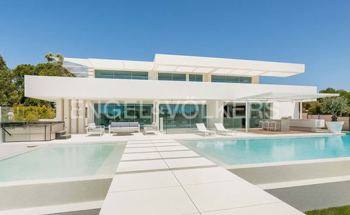 Villa in Loule (Sao Clemente), Algarve, Portugal 1