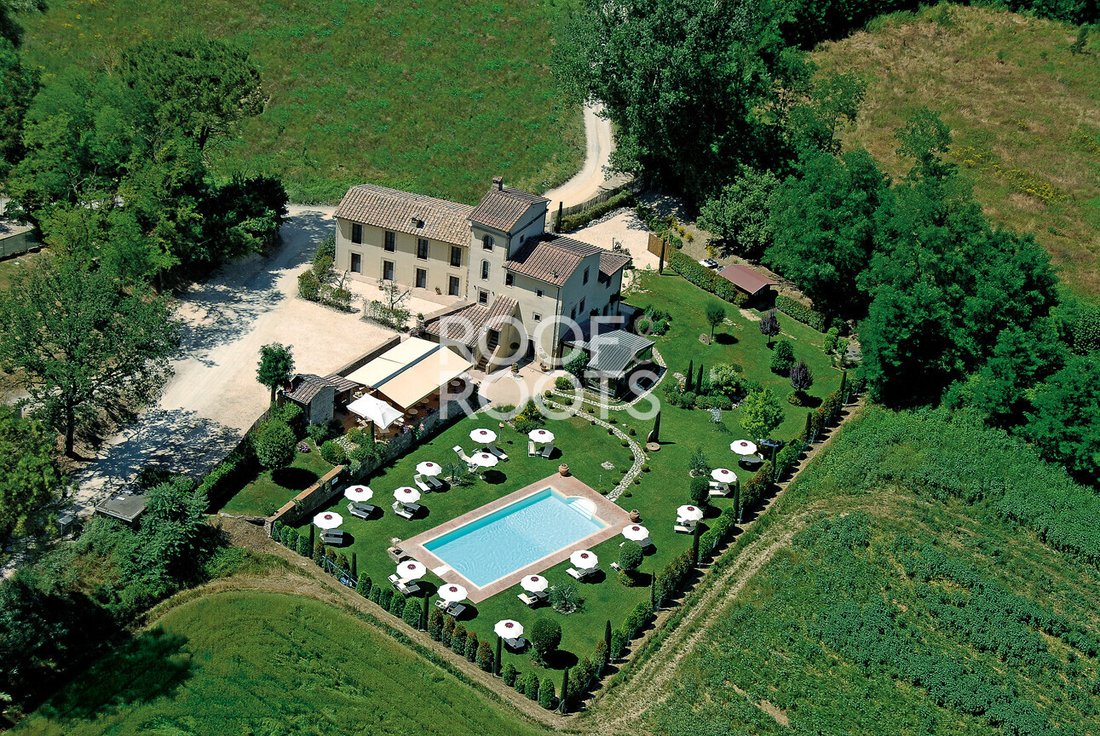 Villa in Rapolano Terme, Tuscany, Italy 1 - 17338167