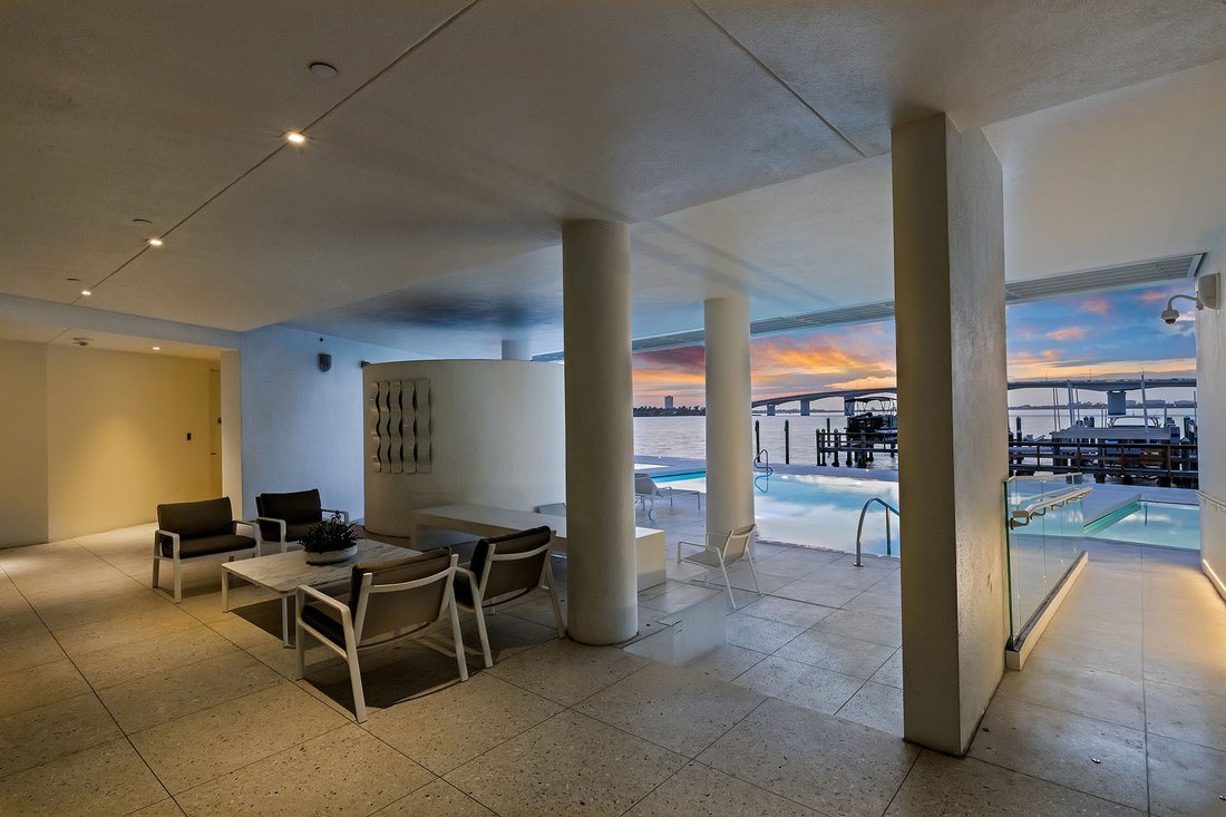 Condo in Sarasota, Florida, United States 5 - 17338270