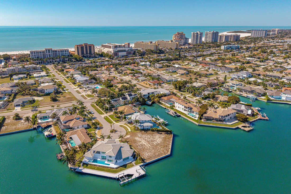 Land in Marco Island, Florida, United States 2 - 17338269