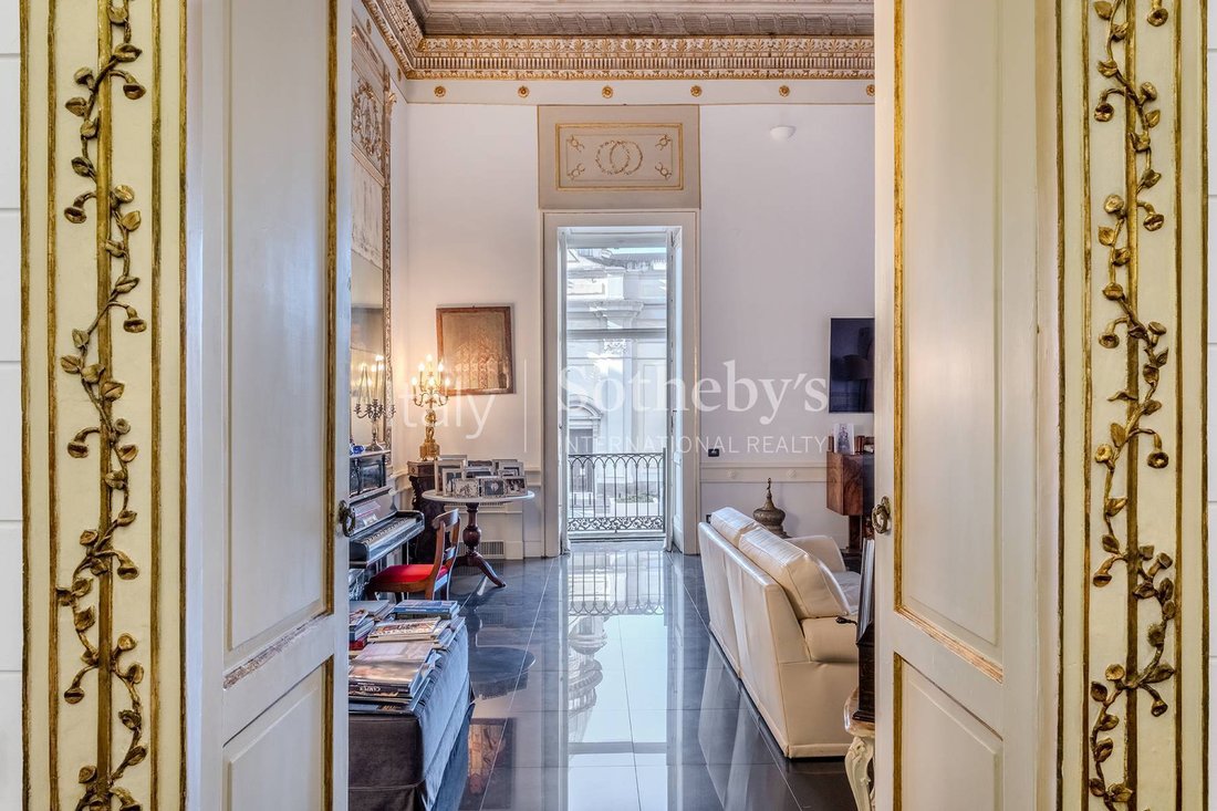 Apartment in Nueva Pizzofalcone, Naples, Campania 4 - 17338403