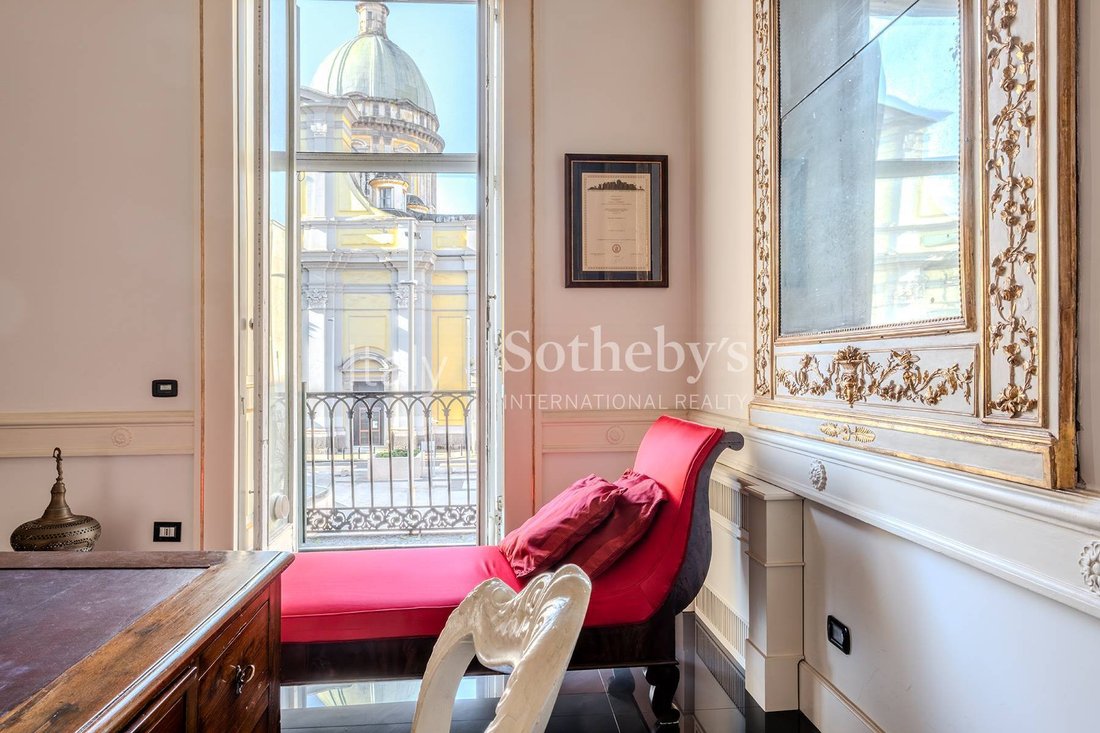 Apartment in Nueva Pizzofalcone, Naples, Campania 3 - 17338403