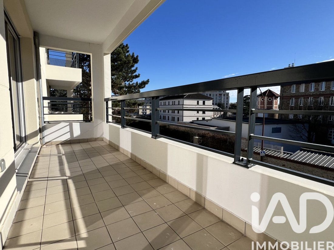 Apartment in Montreuil, Versailles, France 2 - 17340579