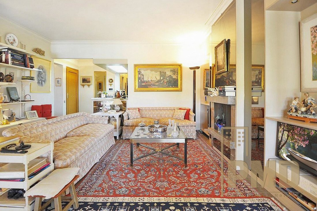Apartment in Vouliagmeni, Attica, Greece 1 - 17339536