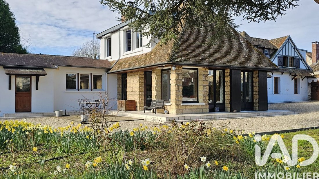 House in Le Vaudreuil, Normandy, France 1 - 16316911