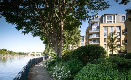 Apartment in Richmond Upon Thames, England 1