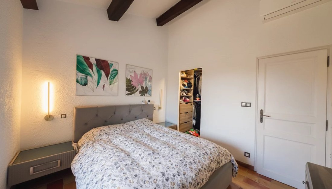 House in Falicon, Provence-Alpes-Côte d'Azur, France 4 - 17344795