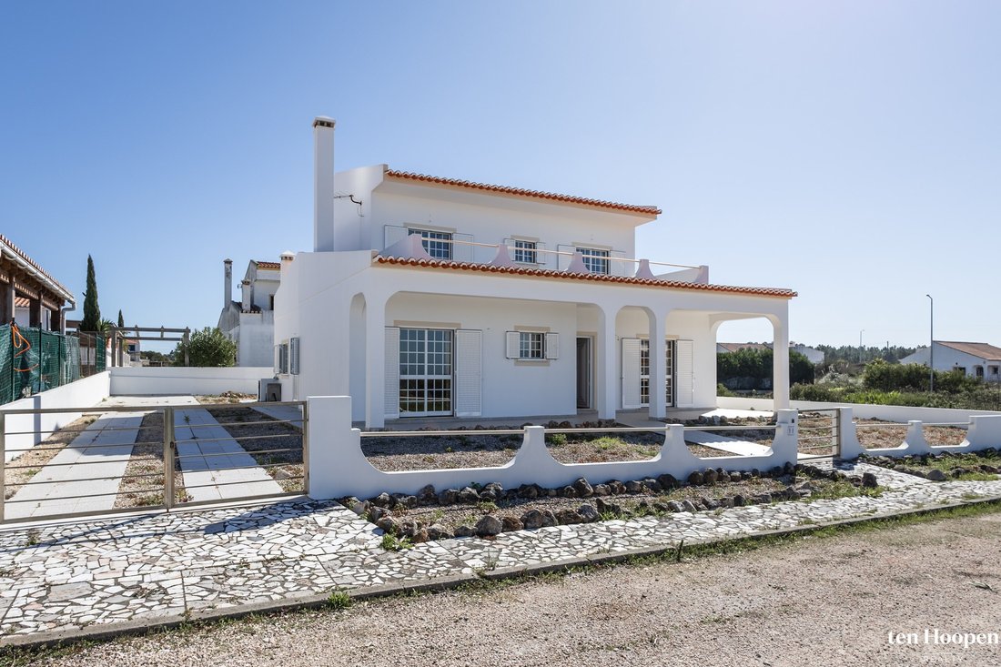 Villa in Aljezur, Algarve, Portugal 1 - 16815615