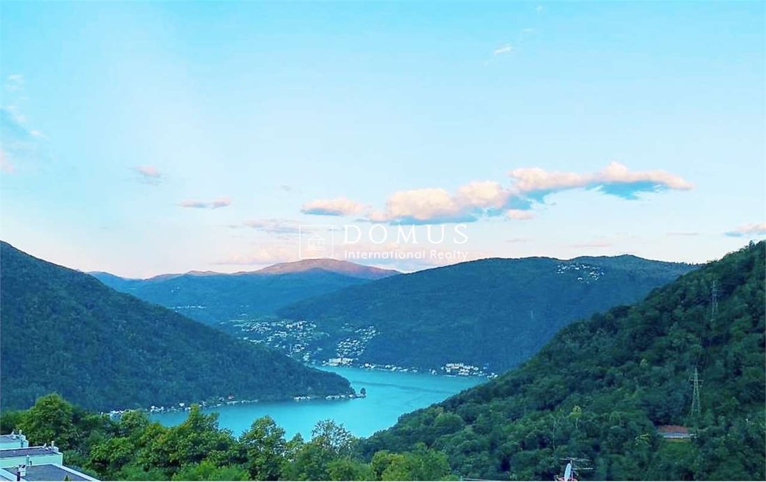 Building Plot With Stunning Open View Over Lake Lugano