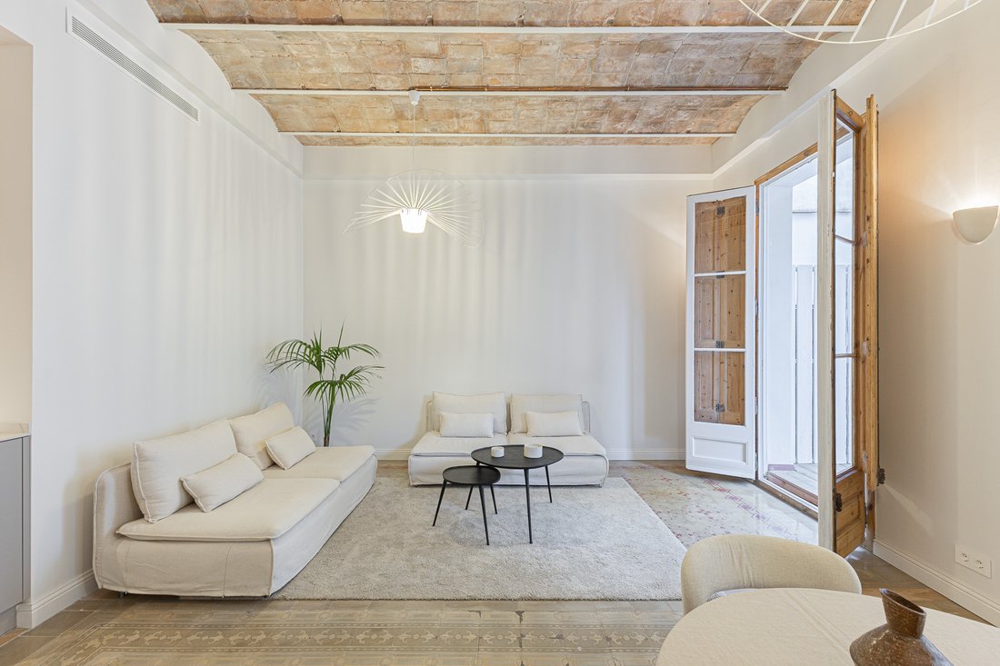 Apartment in Eixample, Barcelona, Spain 3 - 17023420