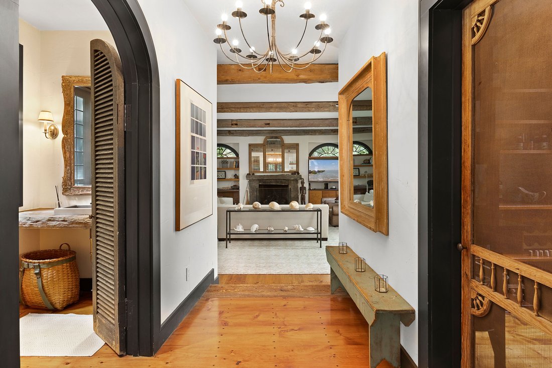 East Hampton, New York, United States 3 - 17342678