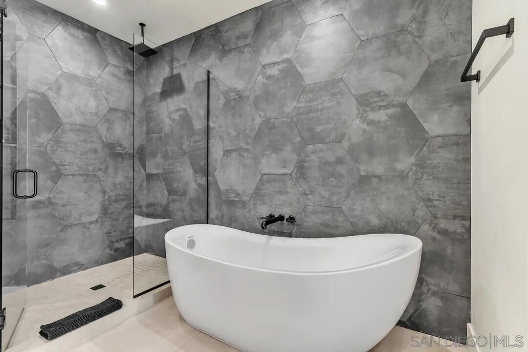 Condo in Oceanside, California, United States 2 - 17342239