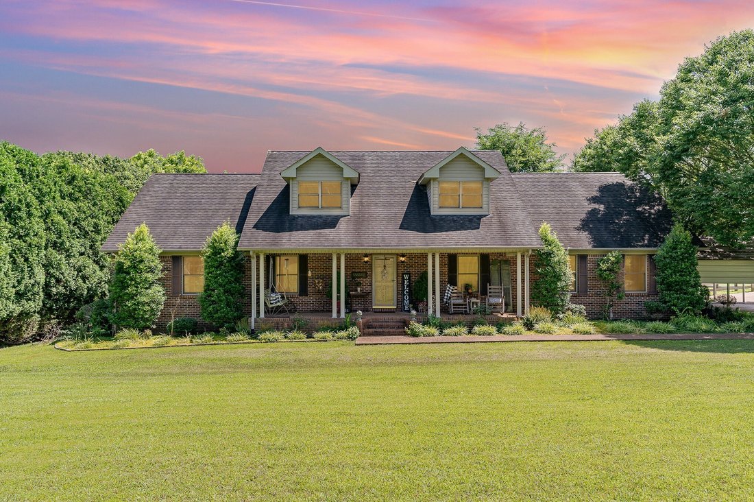 House in Culleoka, Tennessee, United States 1 - 17342324