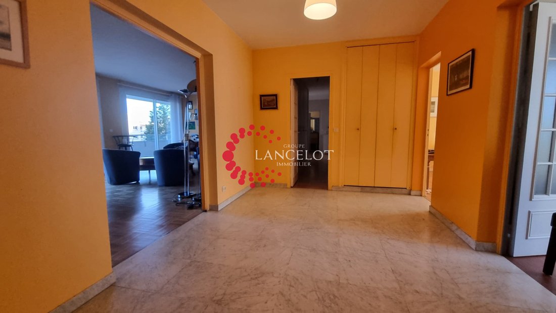 Apartment in Sainte-Foy-lès-Lyon, Auvergne-Rhône-Alpes, France 4 - 17339506