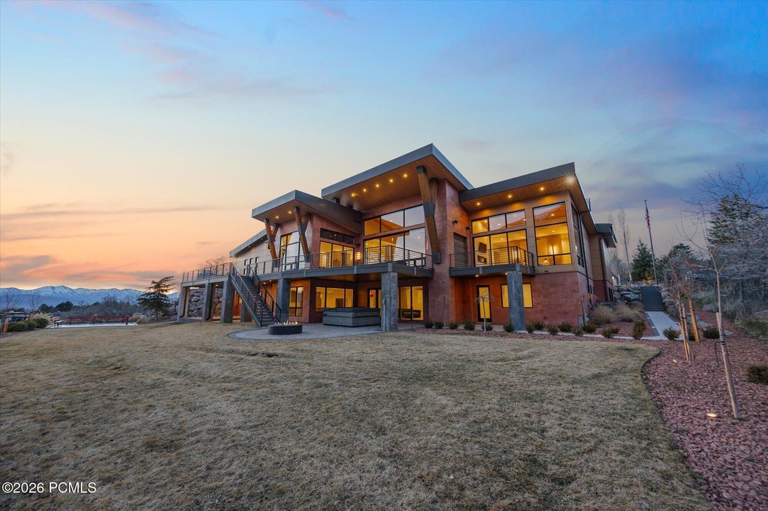 House in Sandy, Utah, United States 4 - 17341949