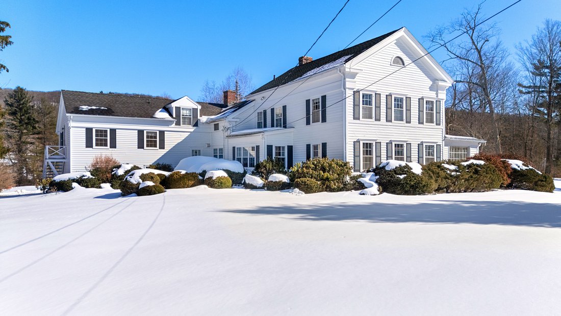 House in Richmond, Massachusetts, United States 3 - 17340414