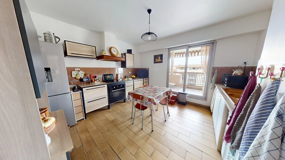 Apartment in Le Port, Nice, France 4 - 17340853