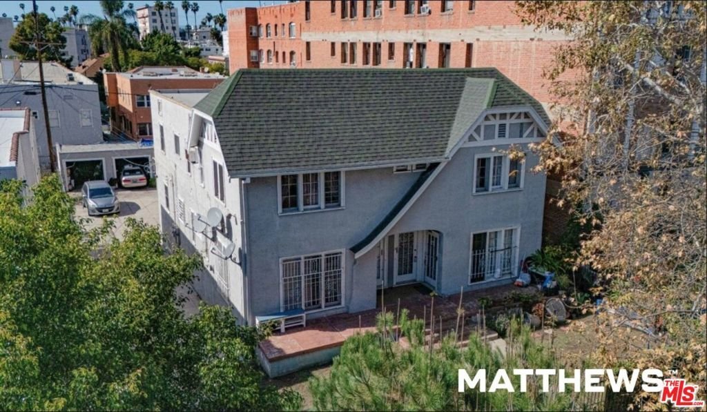 Los Angeles, California, United States 1 - 17341611