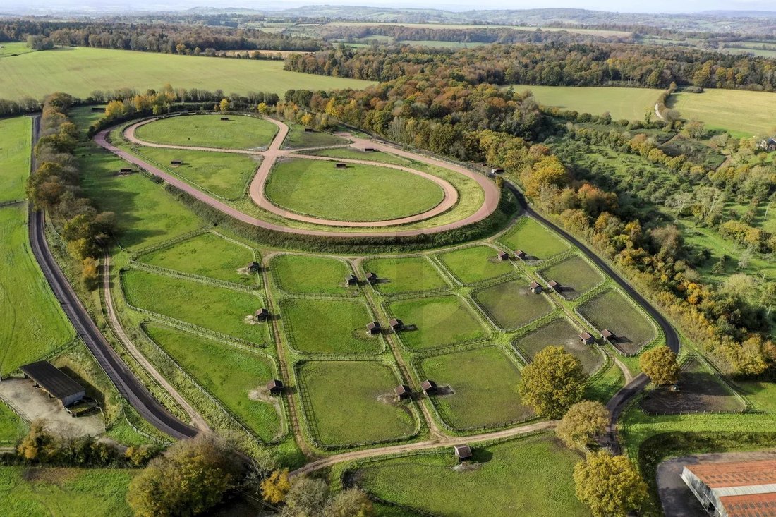 Farm Ranch in Mardilly, Normandy, France 2 - 17339787