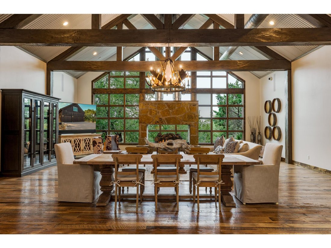 House in Spicewood, Texas, United States 2 - 17339110