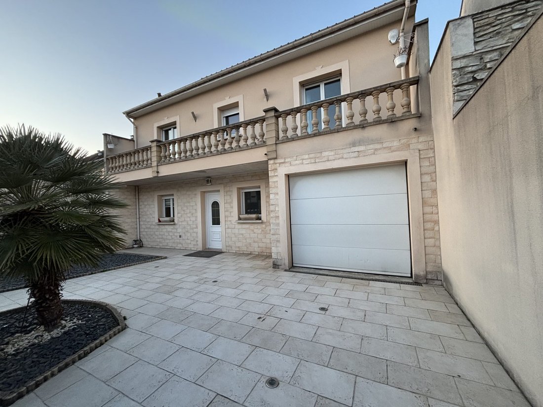 House in Lagny-sur-Marne, Ile-de-France, France 1 - 16407605