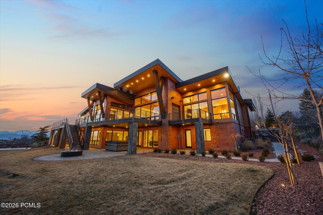 House in Sandy, Utah, United States 3 - 17341949