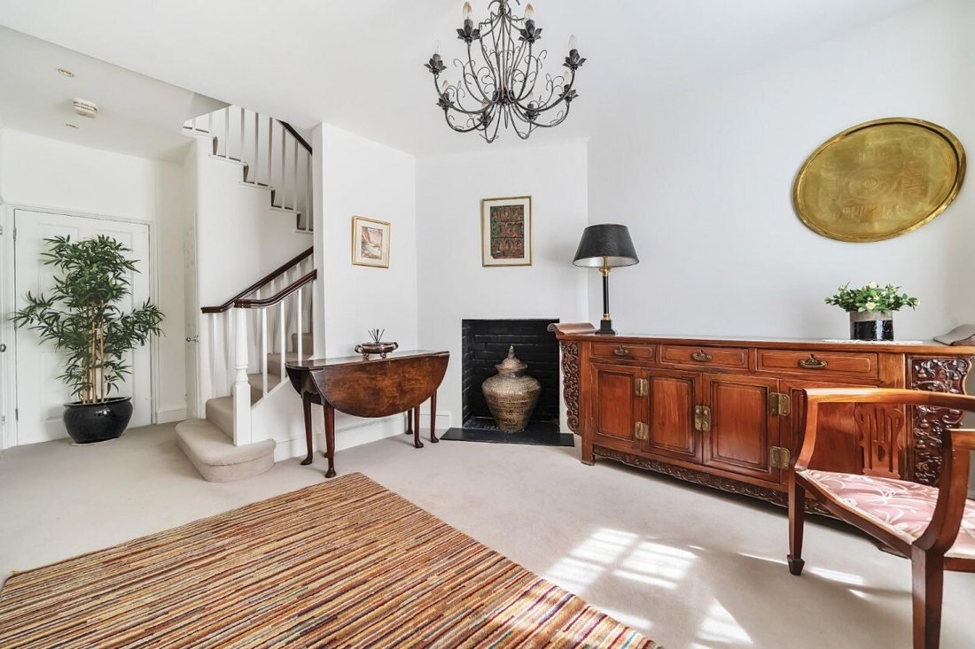House in Eton, England 2 - 17340997
