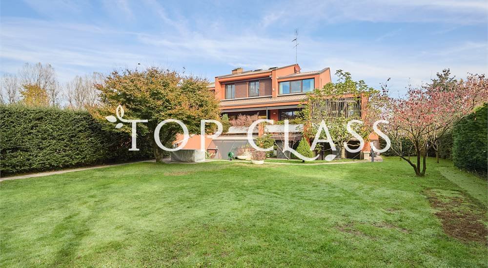 Villa in Basiglio, Lombardy, Italy 2 - 17338850