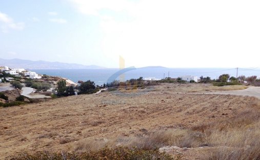 Land in Antiparos, Aegean, Griechenland 1