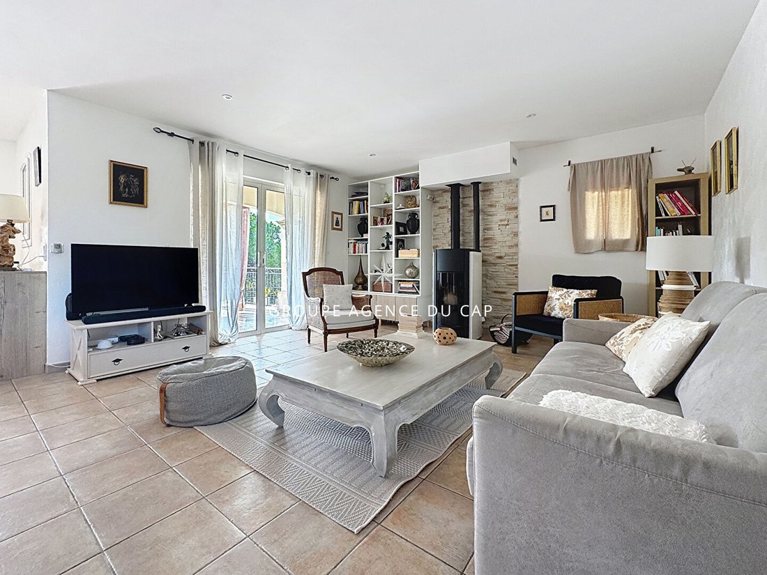 Villa in Le Dramont-Agay-Anthéor-Le Trayas, Saint-Raphaël, France 5 - 16968820