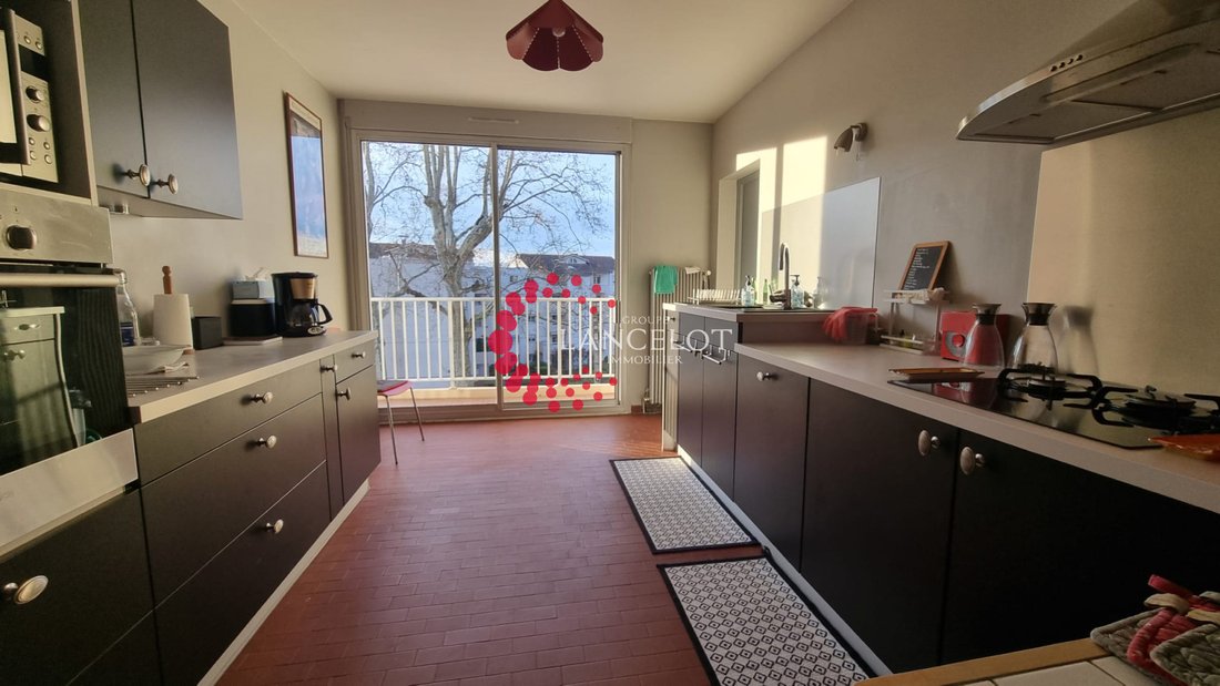 Apartment in Sainte-Foy-lès-Lyon, Auvergne-Rhône-Alpes, France 5 - 17339506