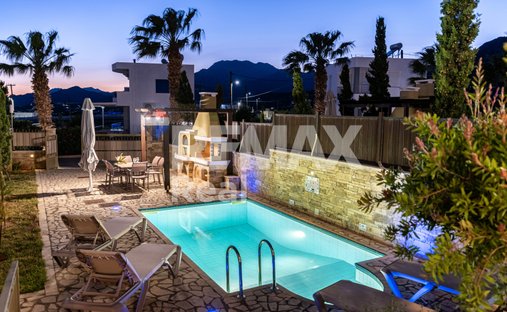 Villa in Community of Pefki, Analipsi Municipal Unit, Greece 1