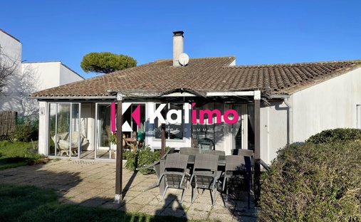 House in La Flotte, Nouvelle-Aquitaine, France 1