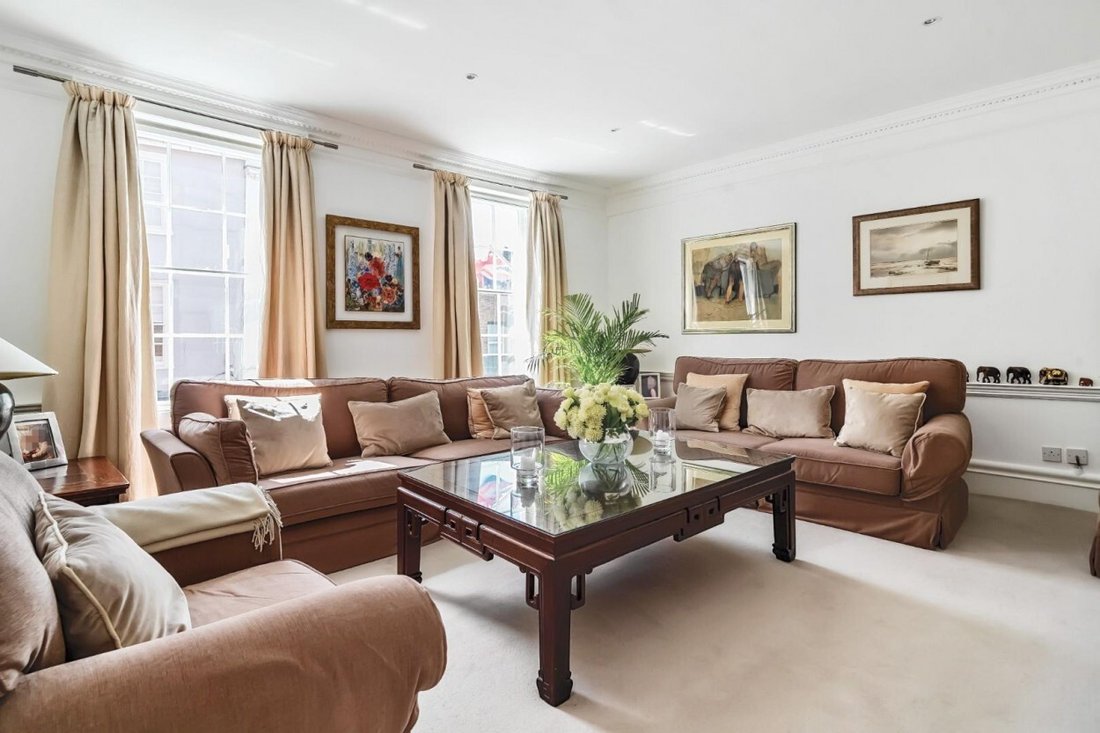 Townhouse in Eton, England 3 - 17340791