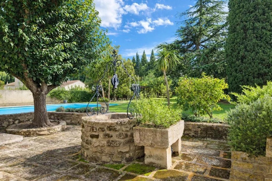 House in Saint-Rémy-de-Provence, Provence-Alpes-Côte d'Azur, France 3 - 16528935