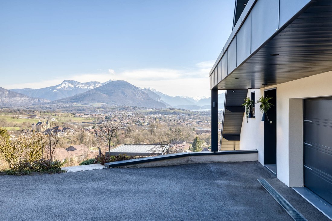 House in Gare, Annecy, France 2 - 17343016