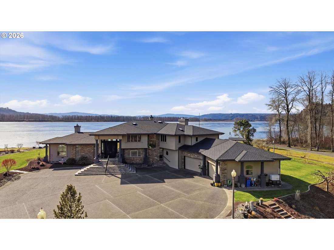 House in Longview, Washington, United States 1 - 17338984